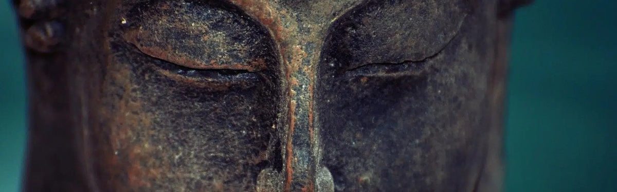 Närbild av en dekorativ Buddhafigur