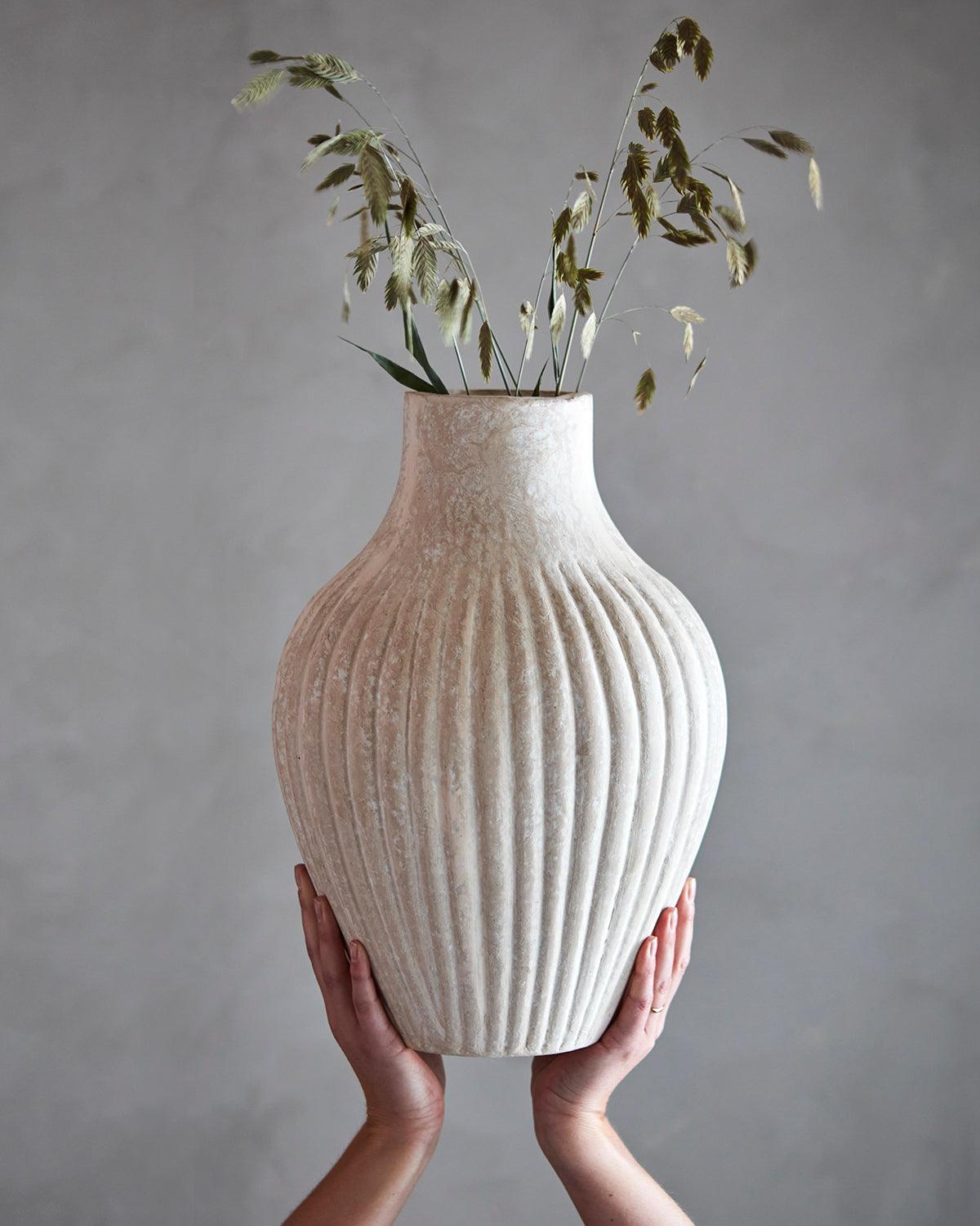 ATHENA Urna, Beige Vaser Affari of Sweden