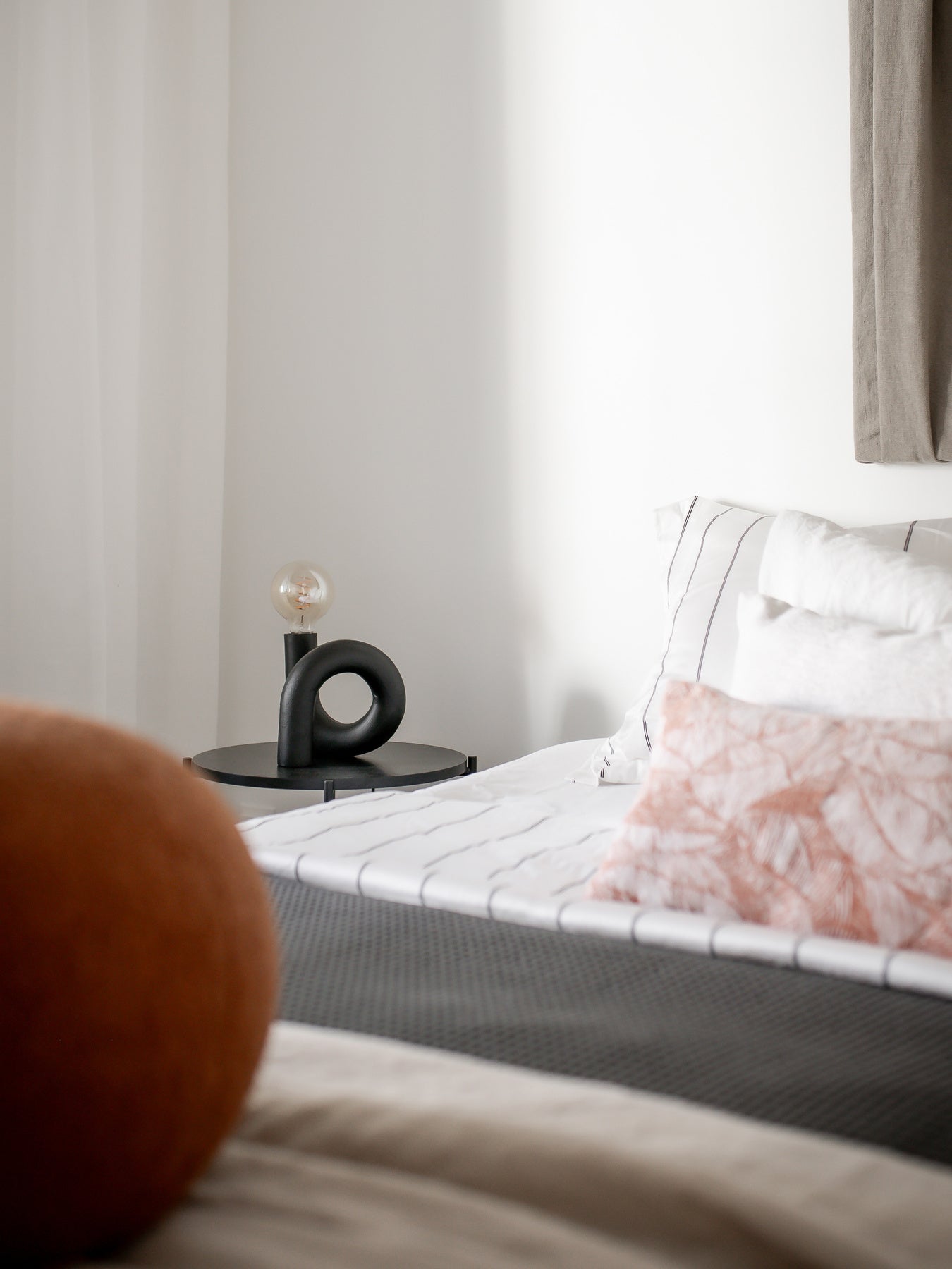 Notice Swirl Svart Inkl. 95mm Smokey Belysning PR Home