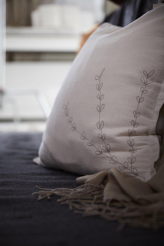 Amie Kuddfodral Offwhite 45x45cm Svanefors