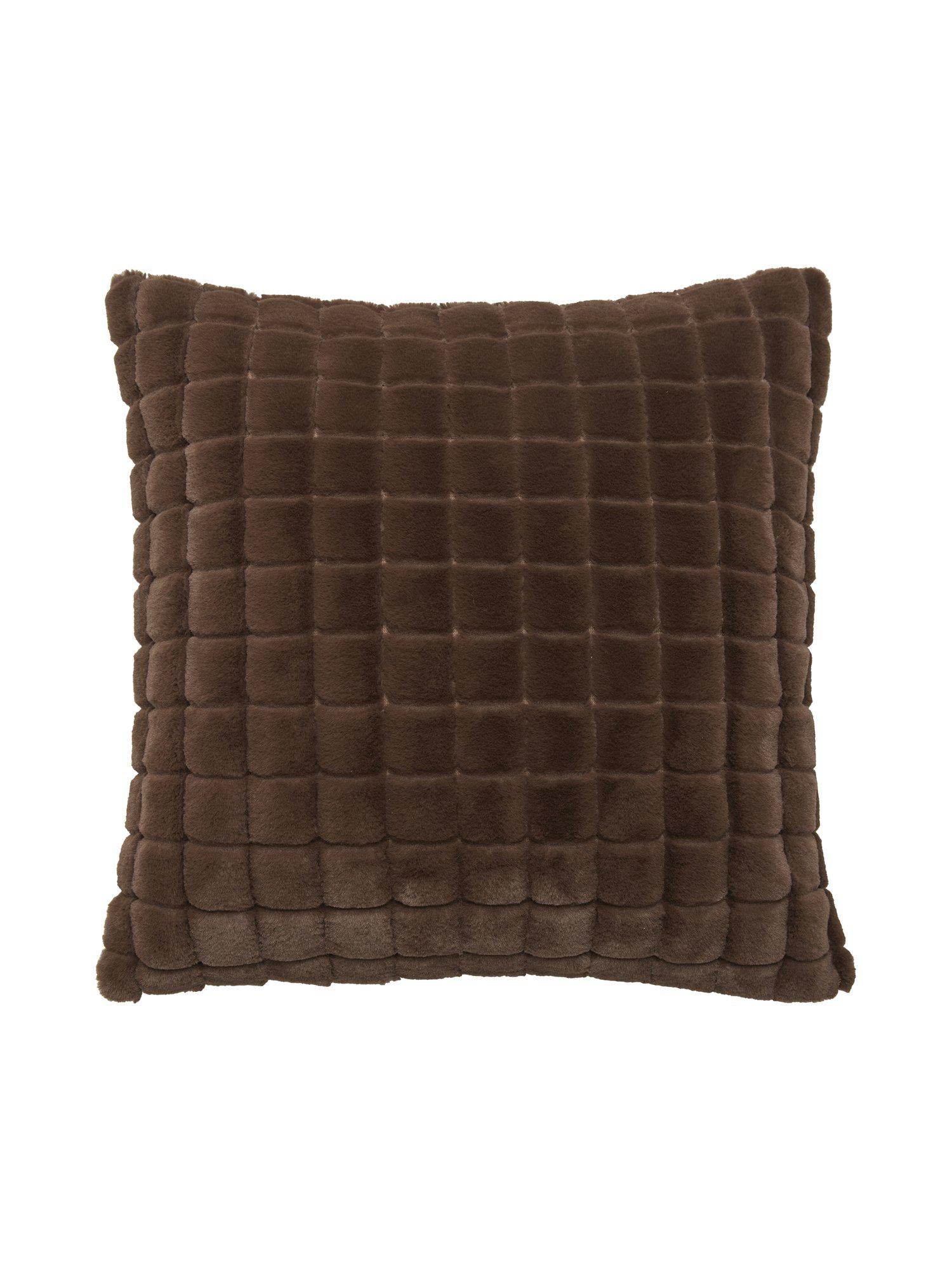 Luna kuddfodral i brun pälsimitation med rutmönster 50x50 cm