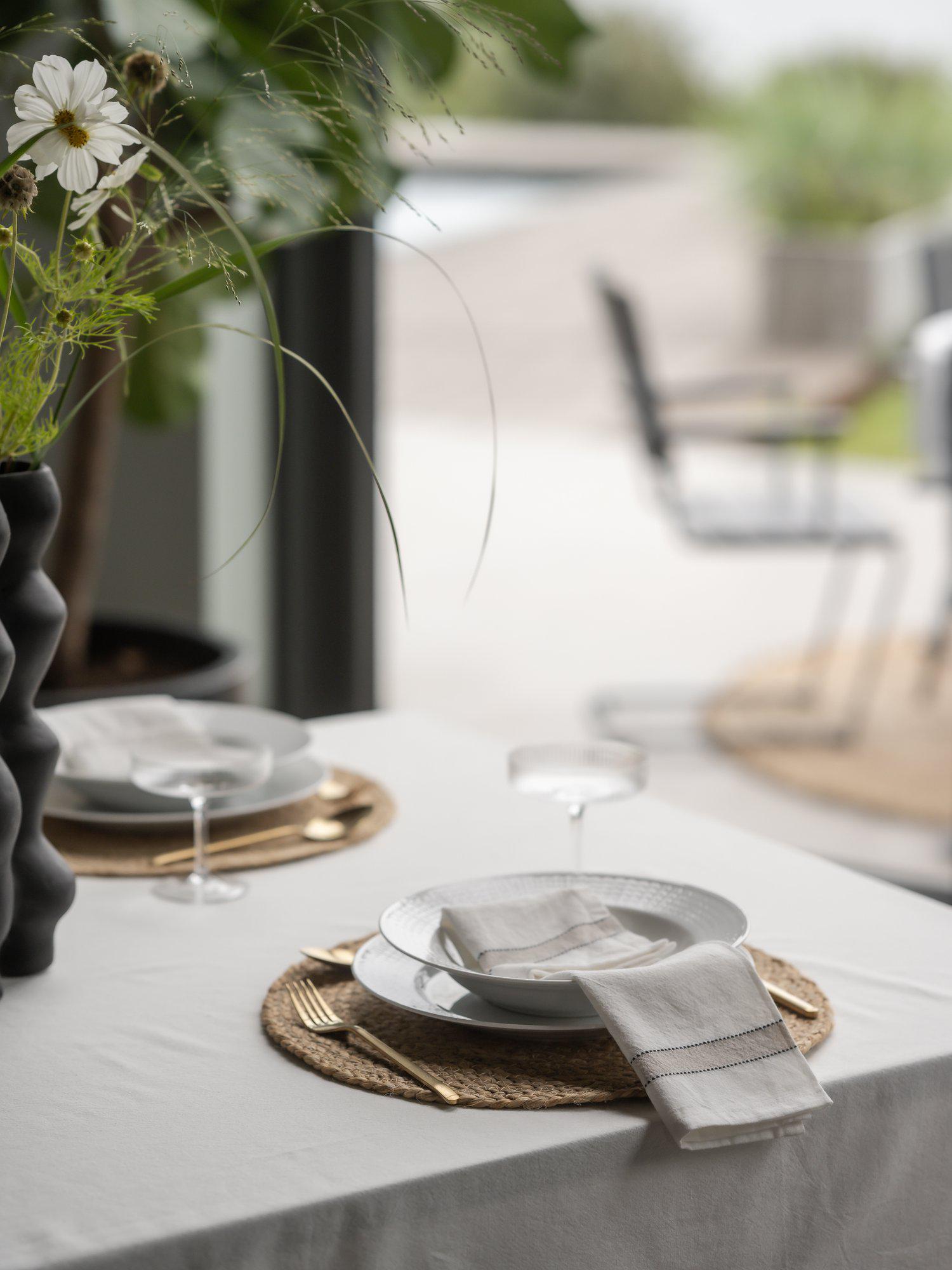 Siri Duk Lin 145x280cm Svanefors