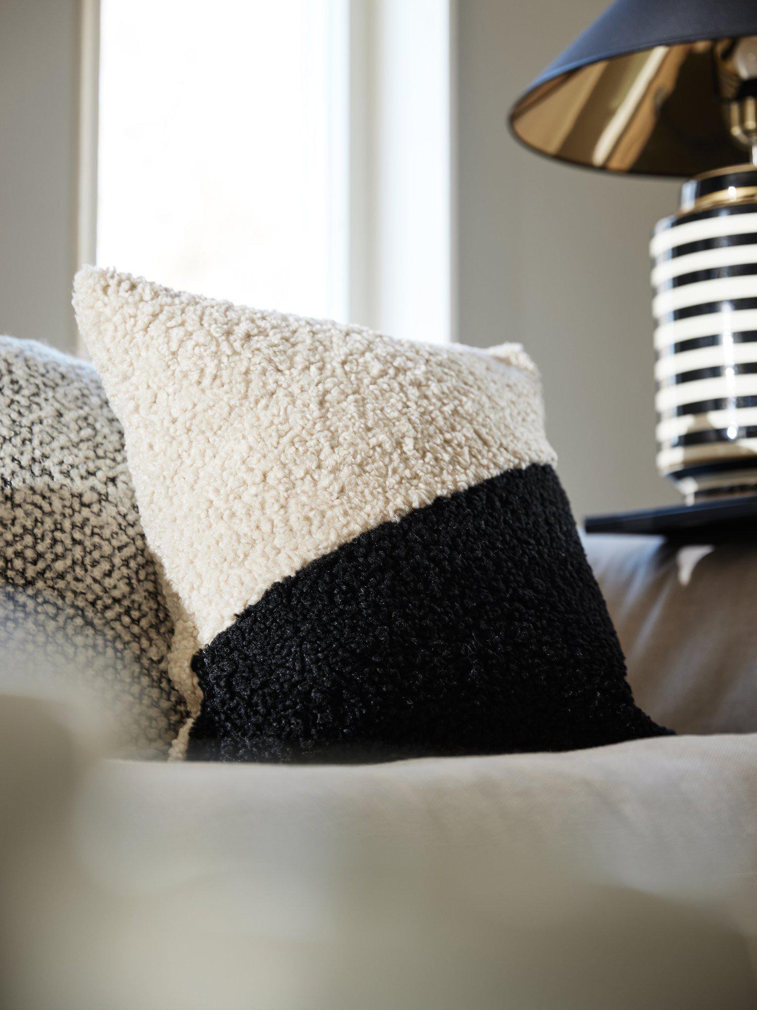 Teddy Kudde Svart 45x45cm Svanefors