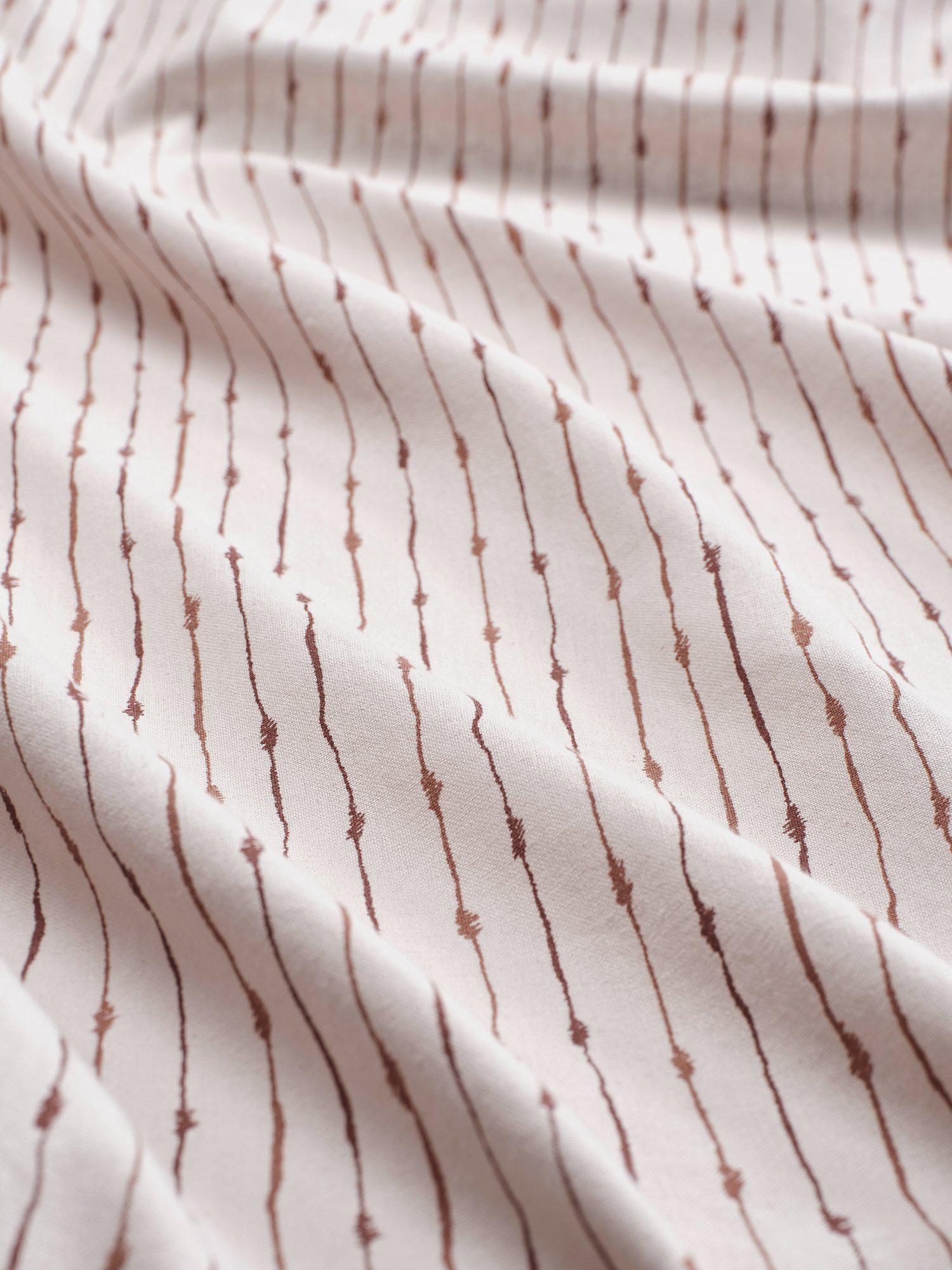 Unni Duk Brun 145x280cm Svanefors