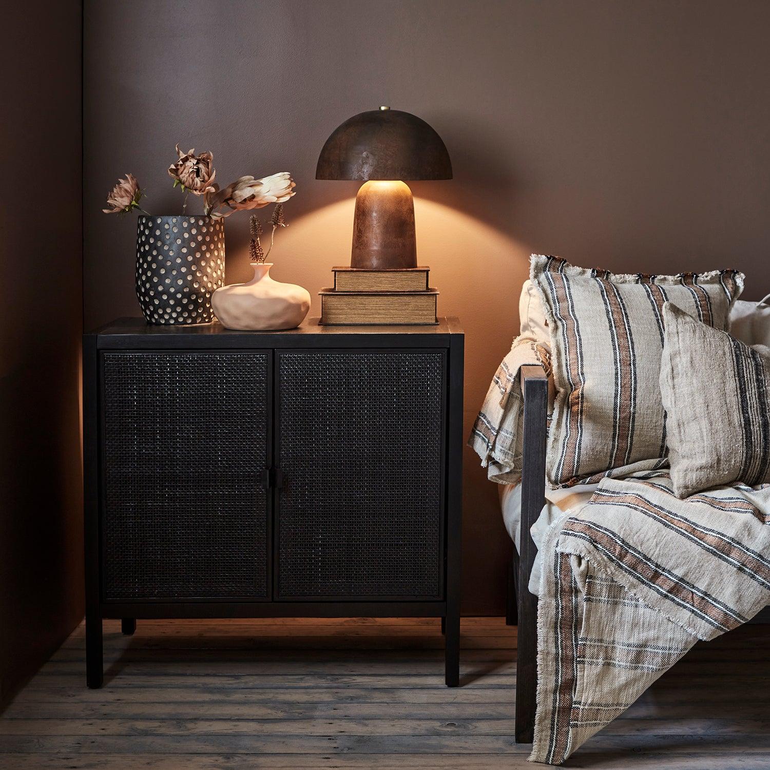 FUNGI Bordslampa S, Brun Bordslampor Affari of Sweden