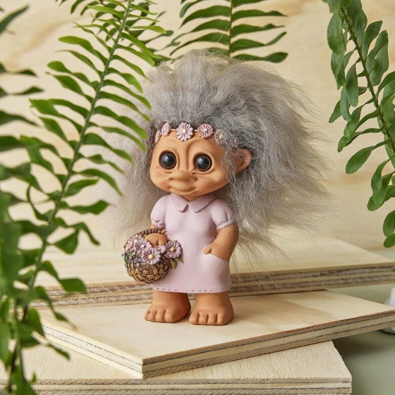 Lyckotroll Blomsterflicka 9 cm Träfigurer Spring Copenhagen