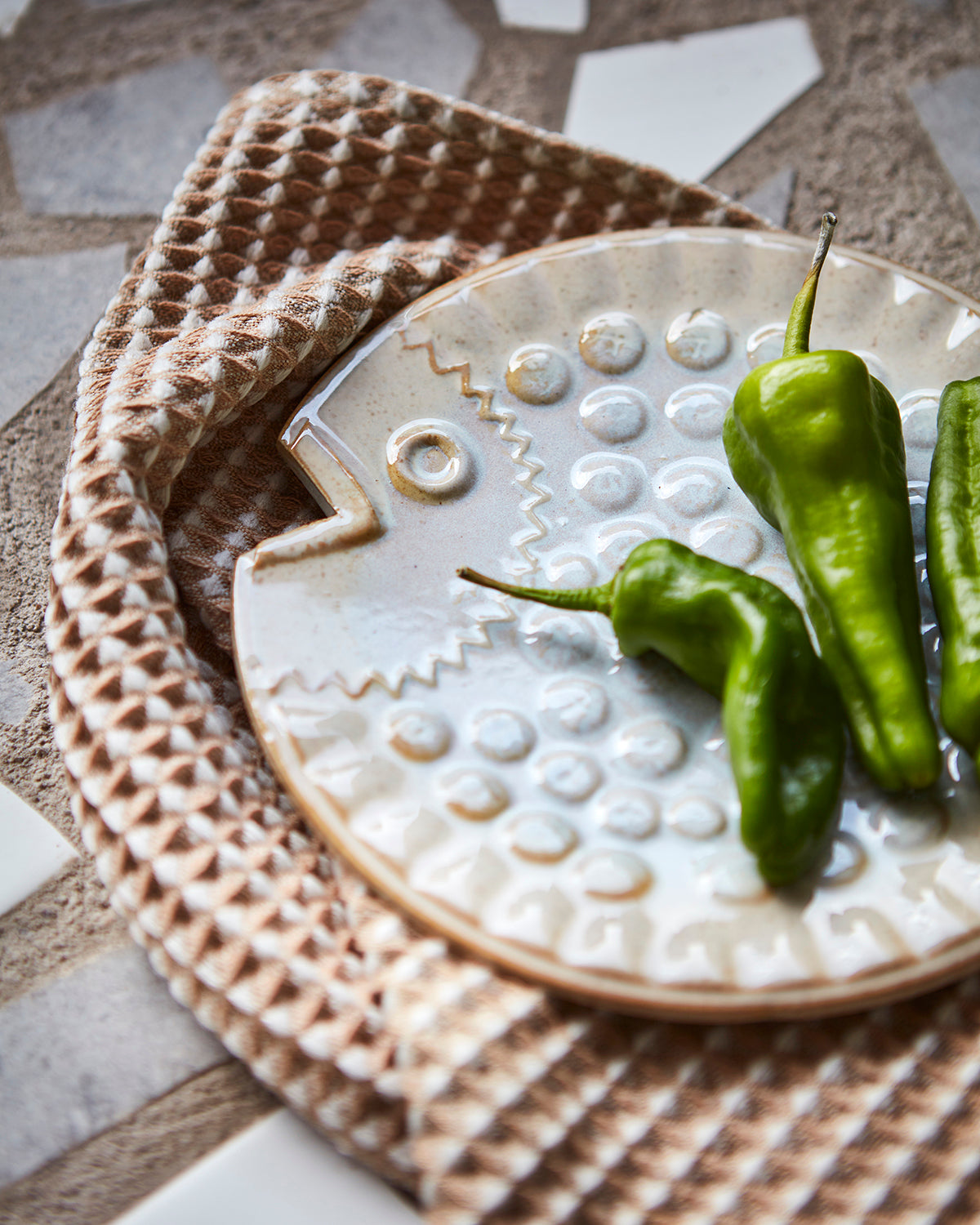 FORELL Tallrik, Beige Affari of Sweden