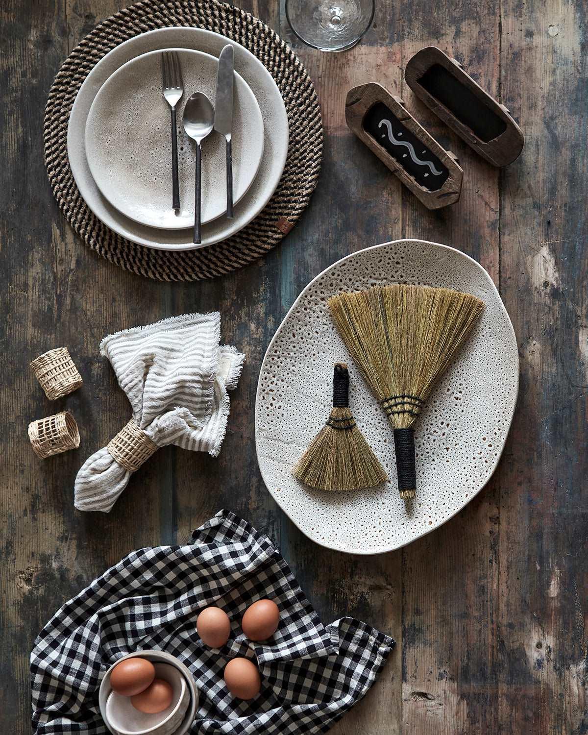 ANNABELLE Tallrik, Beige 4 st Tallrikar Affari of Sweden