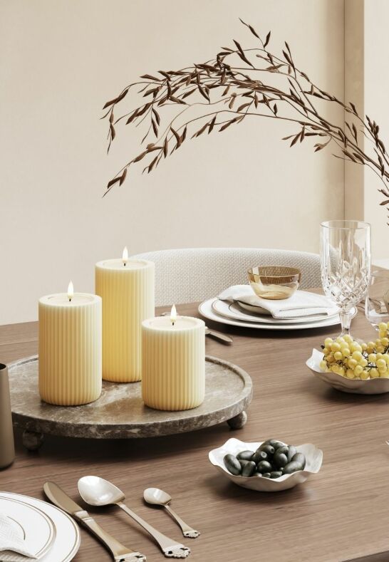 Unique LED Blockljus Stripe Cream 8x15 cm Unique Candles