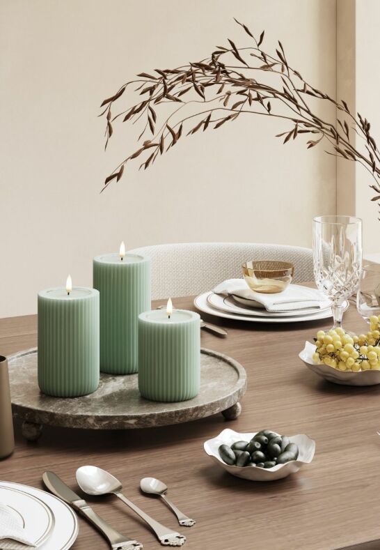 Unique LED Blockljus Stripe Sage green 8x15 cm Unique Candles