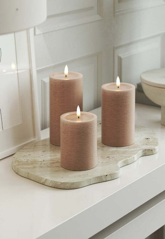 Unique LED Blockljus Rosa 7,5x12,5 cm Unique Candles