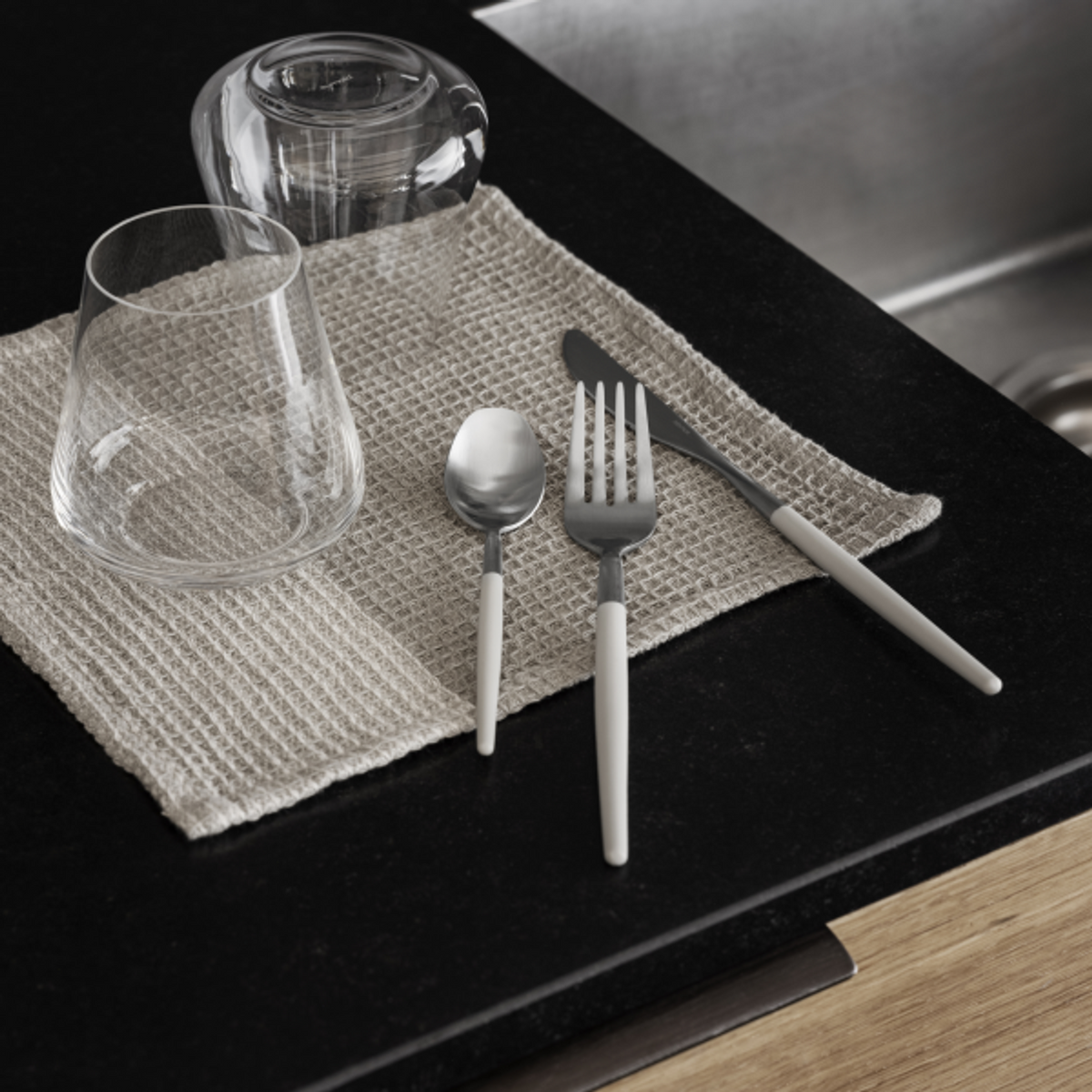 Dricksglas Belo 4-Pack 28 cl Clear från blomus