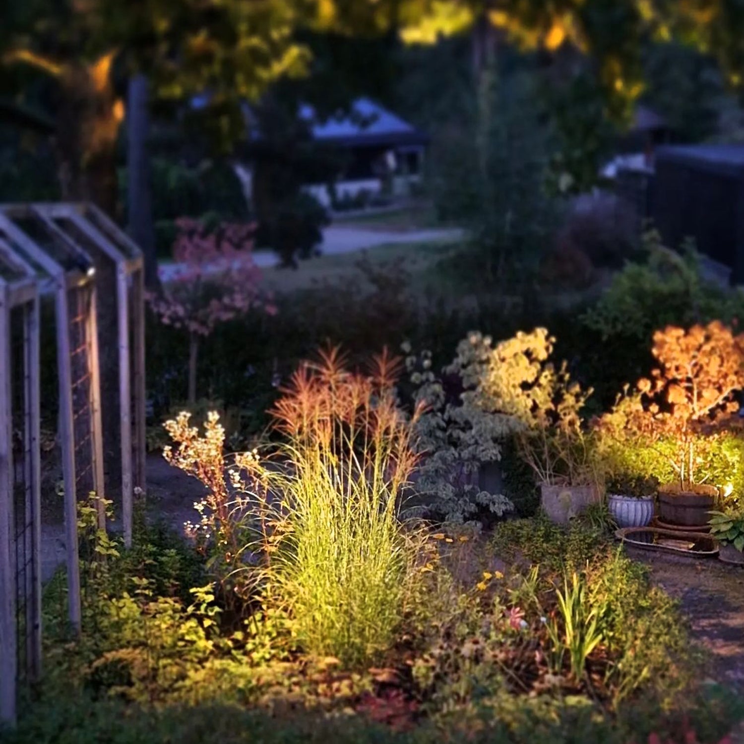 Luna (mörkgrå) Markspottar LightsOn Garden Plug & Play