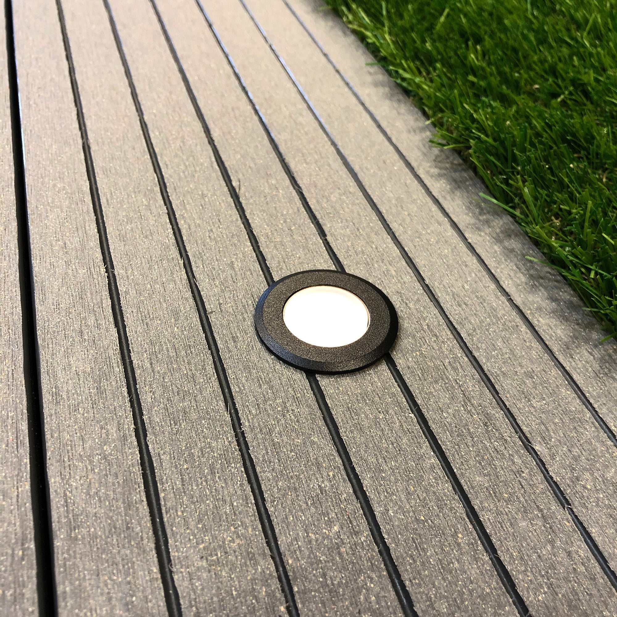 Orion x 5 (svart) Decklights LightsOn Garden Plug & Play