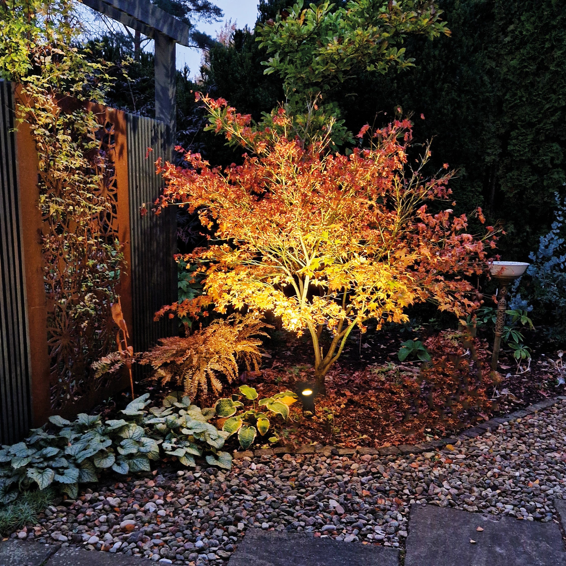 Luna (mörkgrå) Markspottar LightsOn Garden Plug & Play