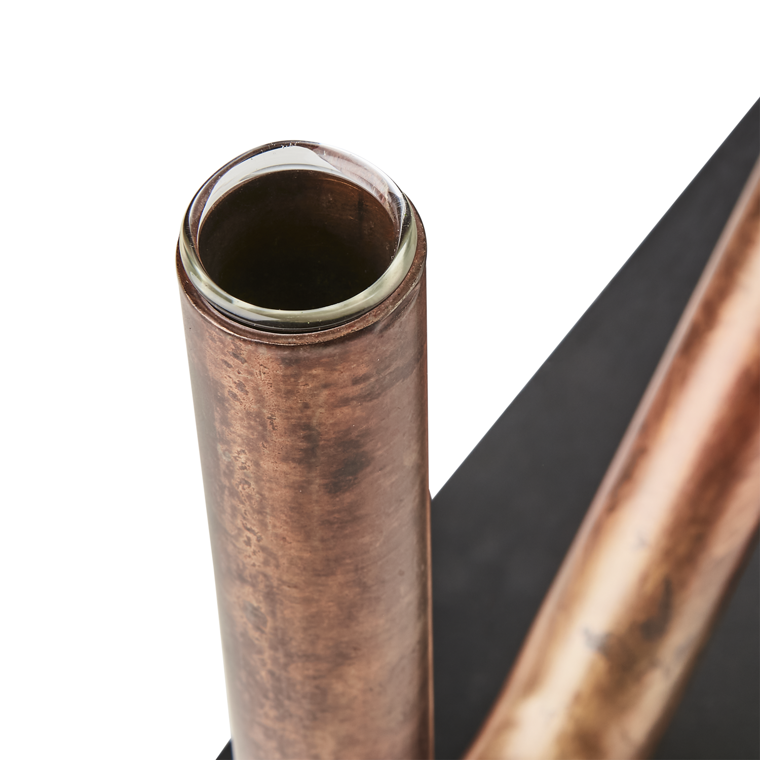 Industriell design PIPER ljusstake i koppar och svart trä