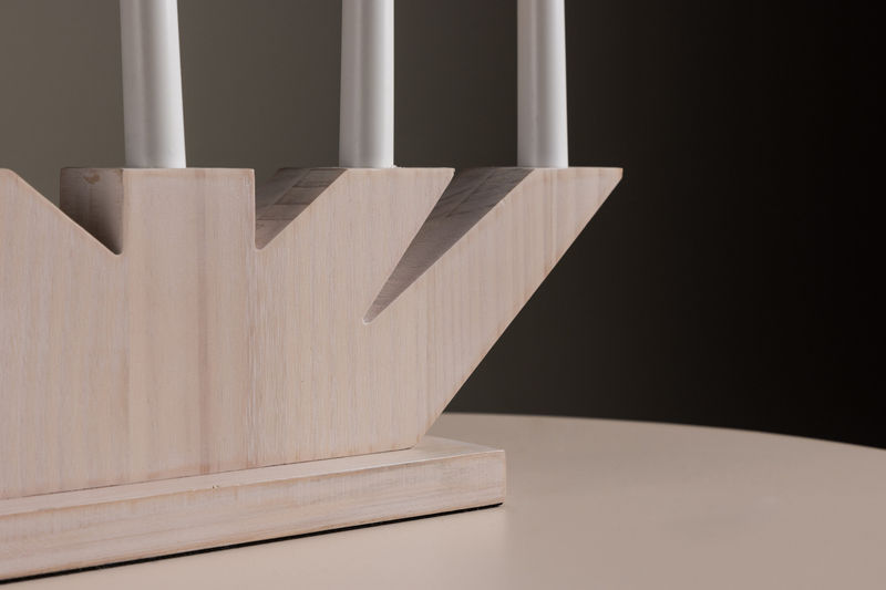 Verbier Bordslampa – Vitlaserad / Furu