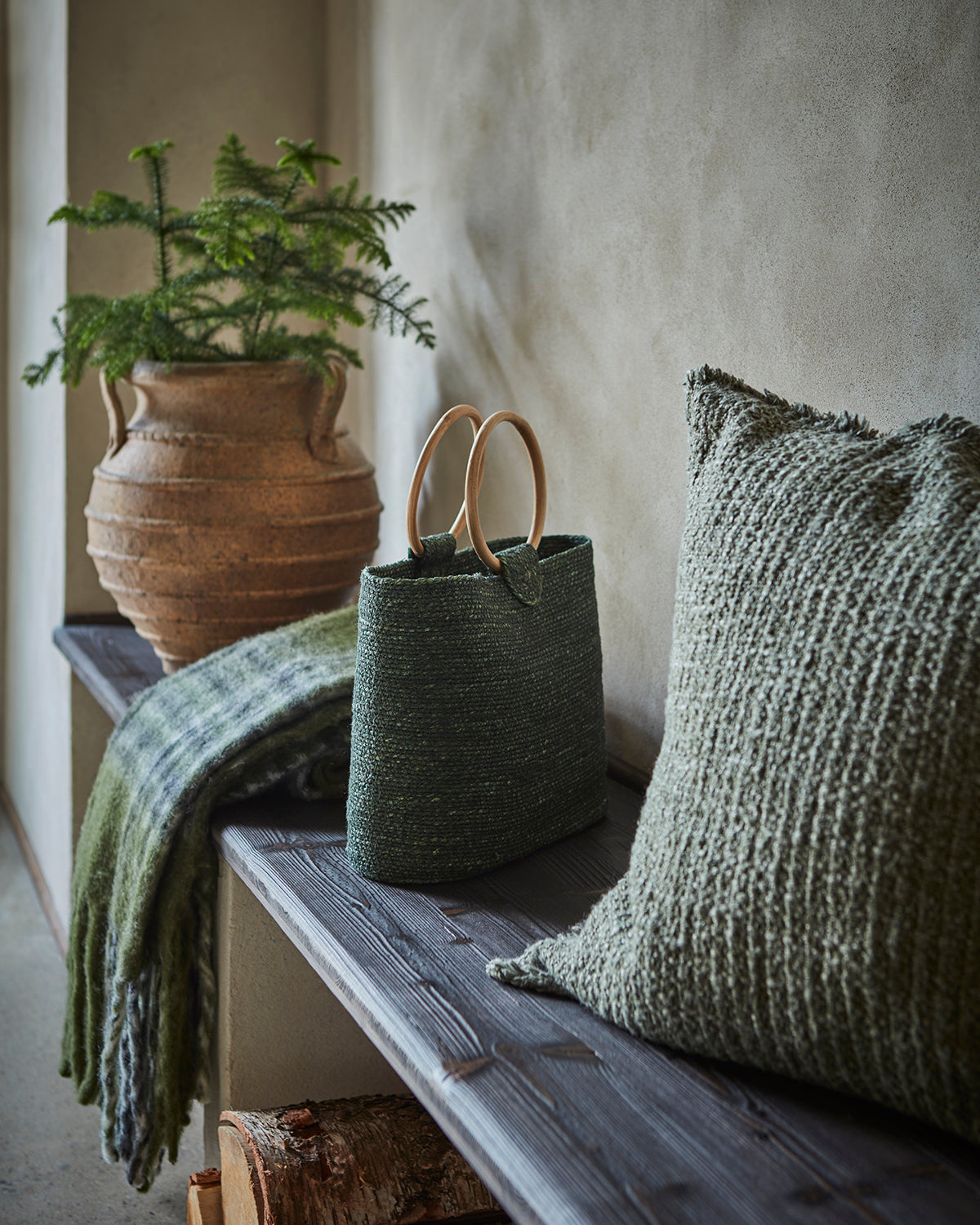 GOLIAT Kruka M, Brun Affari of Sweden