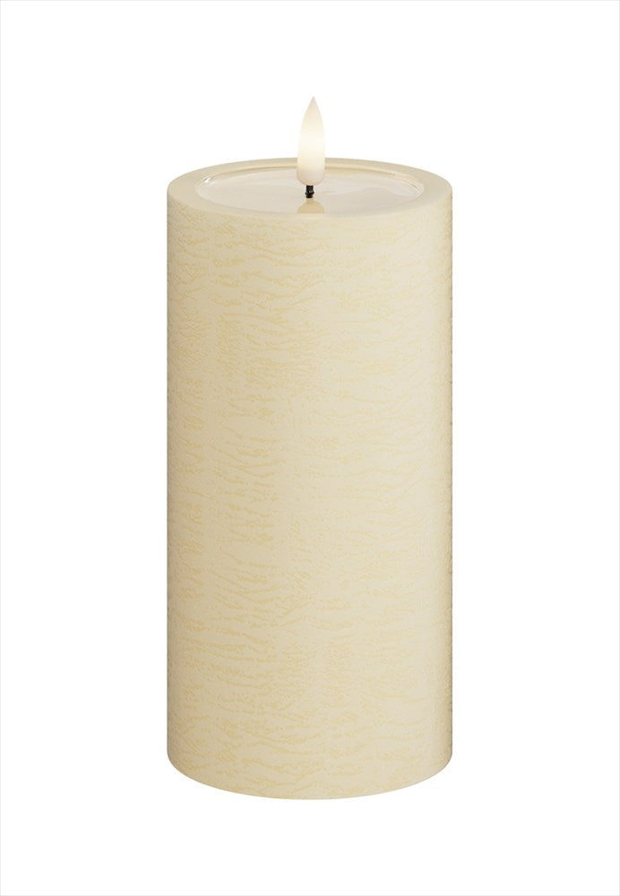 Unique LED Blockljus Cream 7,5x15 cm Unique Candles