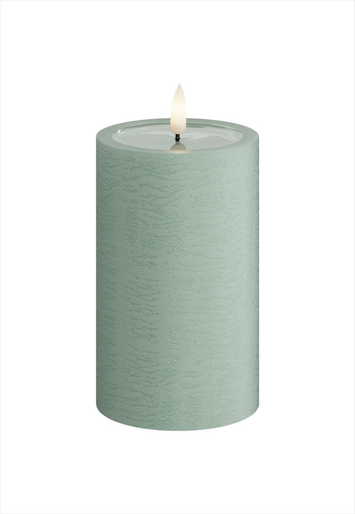 Unique LED Blockljus Sage Green 7,5x12,5 cm Unique Candles