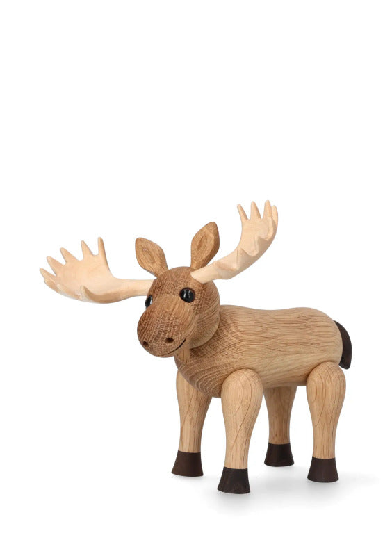 Handgjord älg i ek med stora horn för naturnära stuginredning