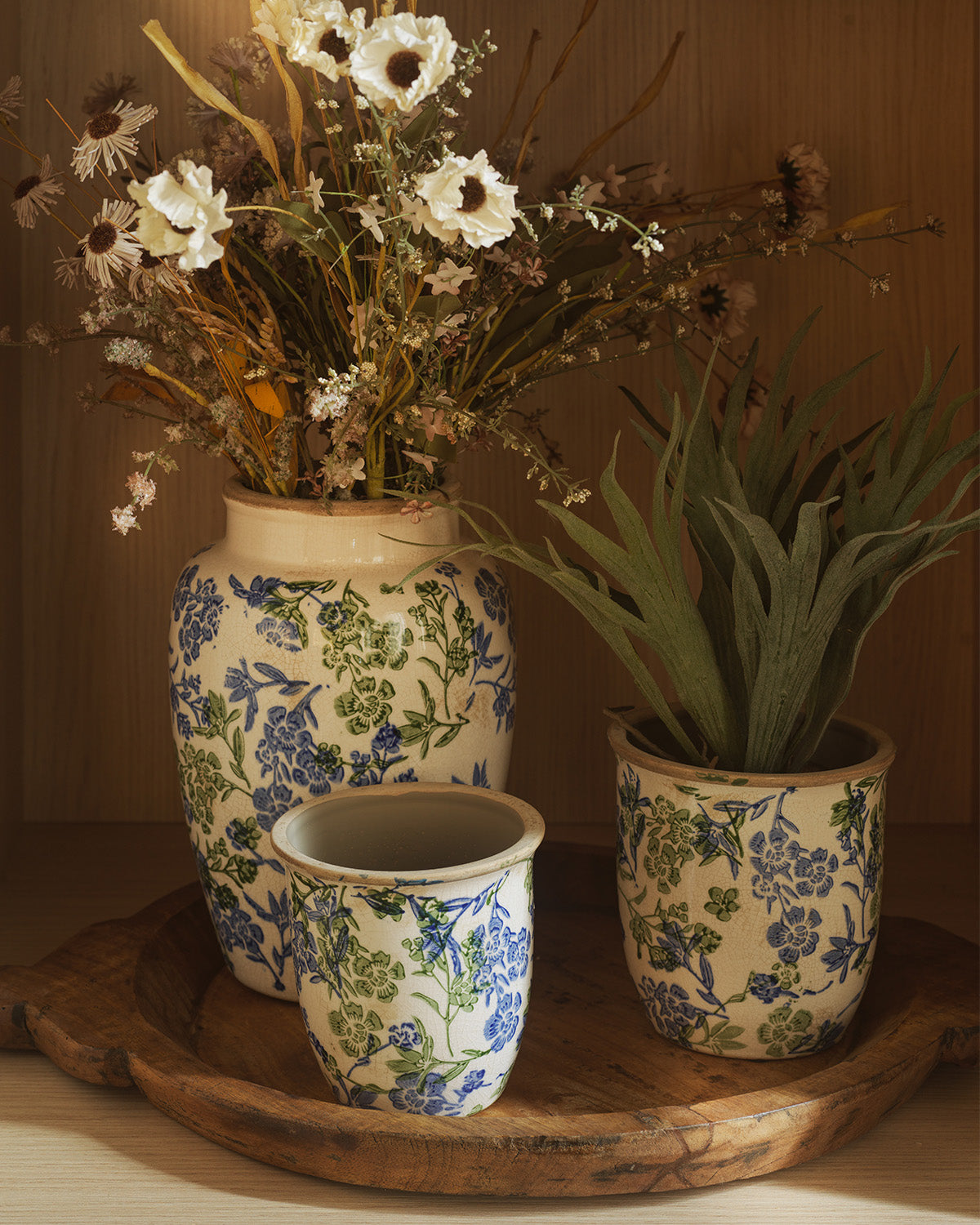 ANITA vattentät vas med blommor i klassisk inredning