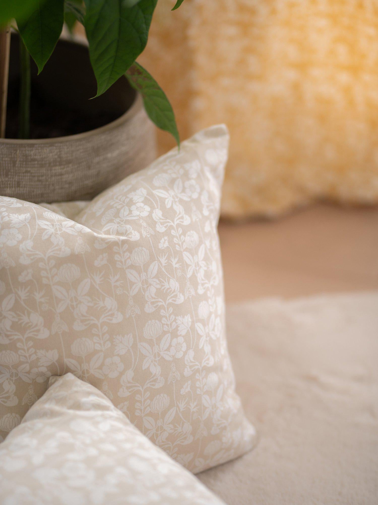 De Mina Kuddfodral Beige 45x45cm Svanefors