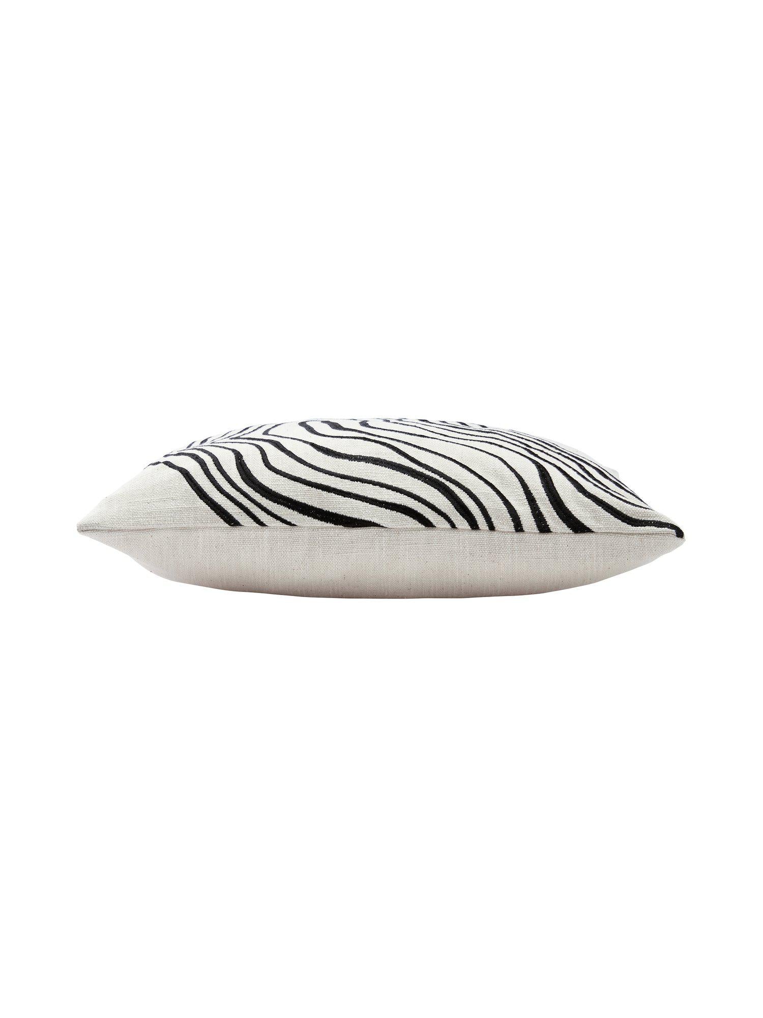 Curve Kuddfodral Svart/vit 45x45cm Svanefors