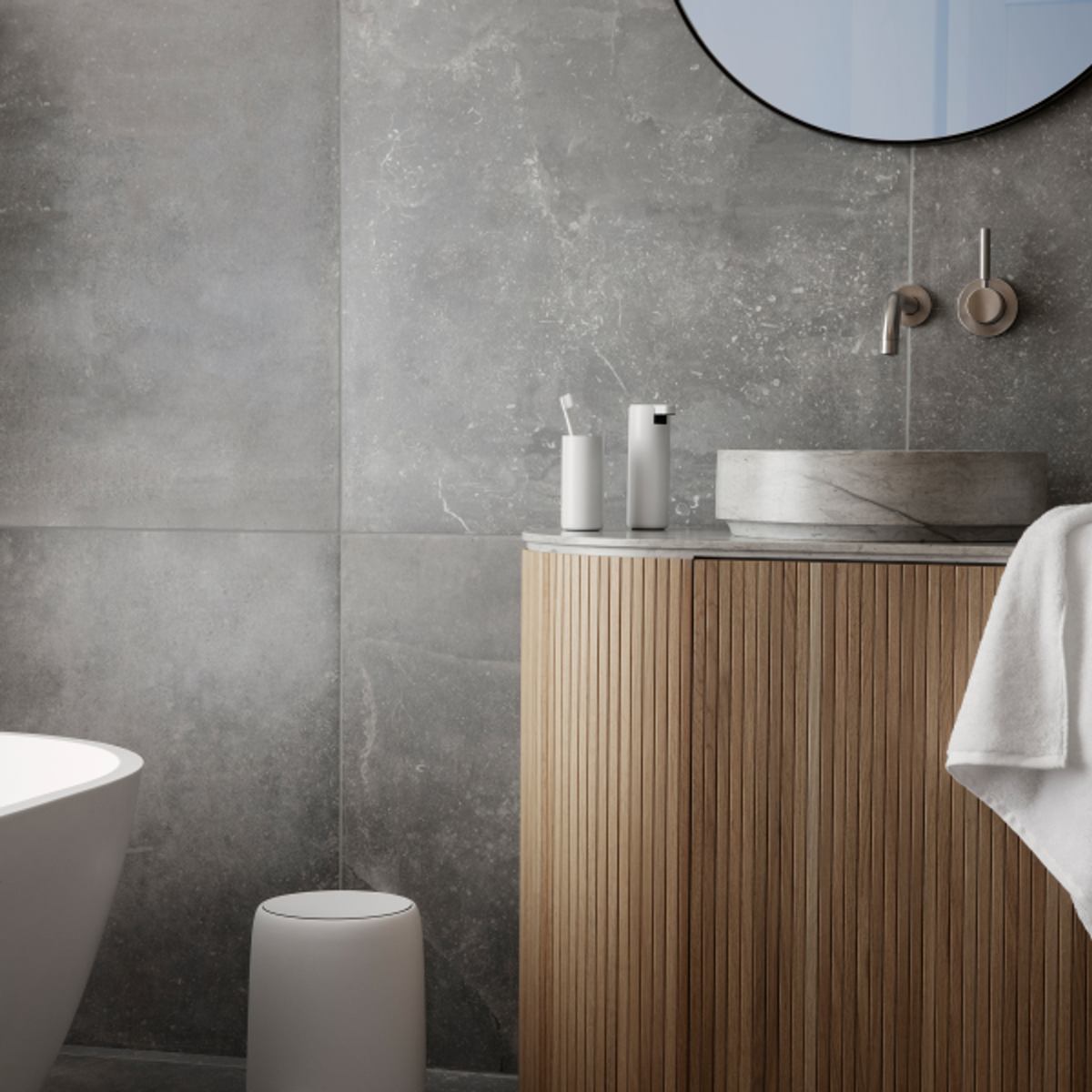 Handduk Riva 50x100 cm Svart från blomus