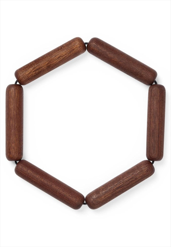 Connect underlägg i mahogny format som en sexkant i utfällt läge på vit bakgrund