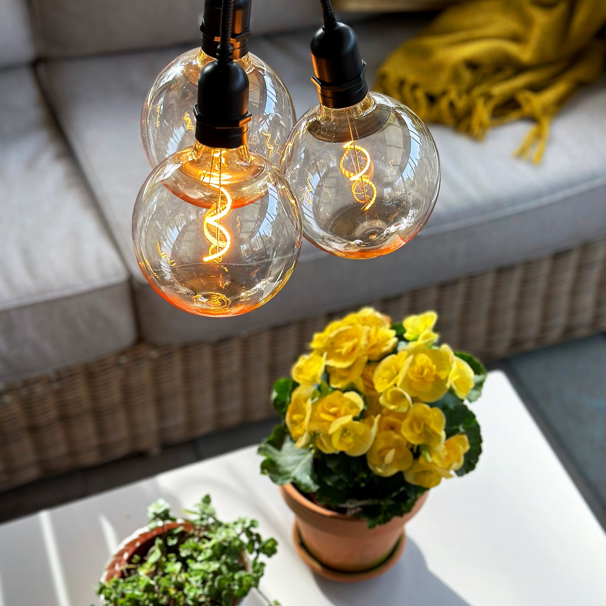 DecoXL (vintage) + Gravity LightsOn Garden Plug & Play