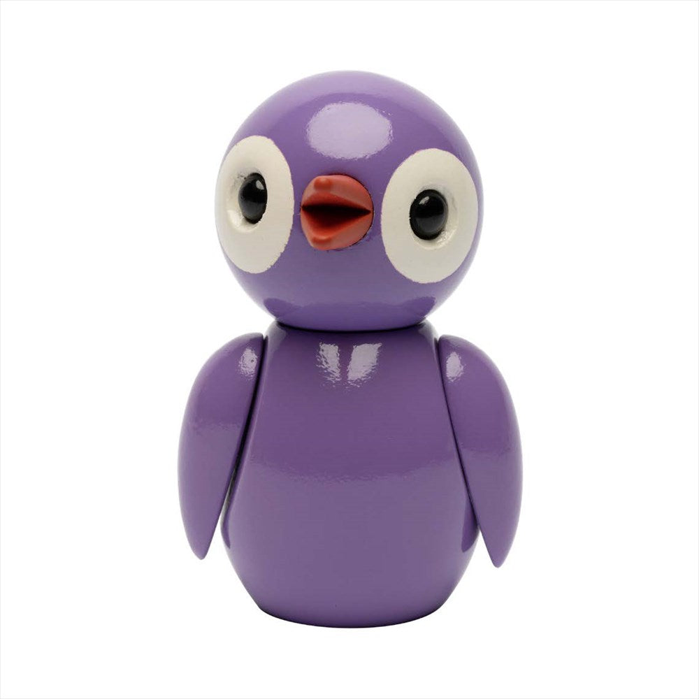 Lila träfågel Playful Purple i FSC-bok – finntorpets gästsovrum