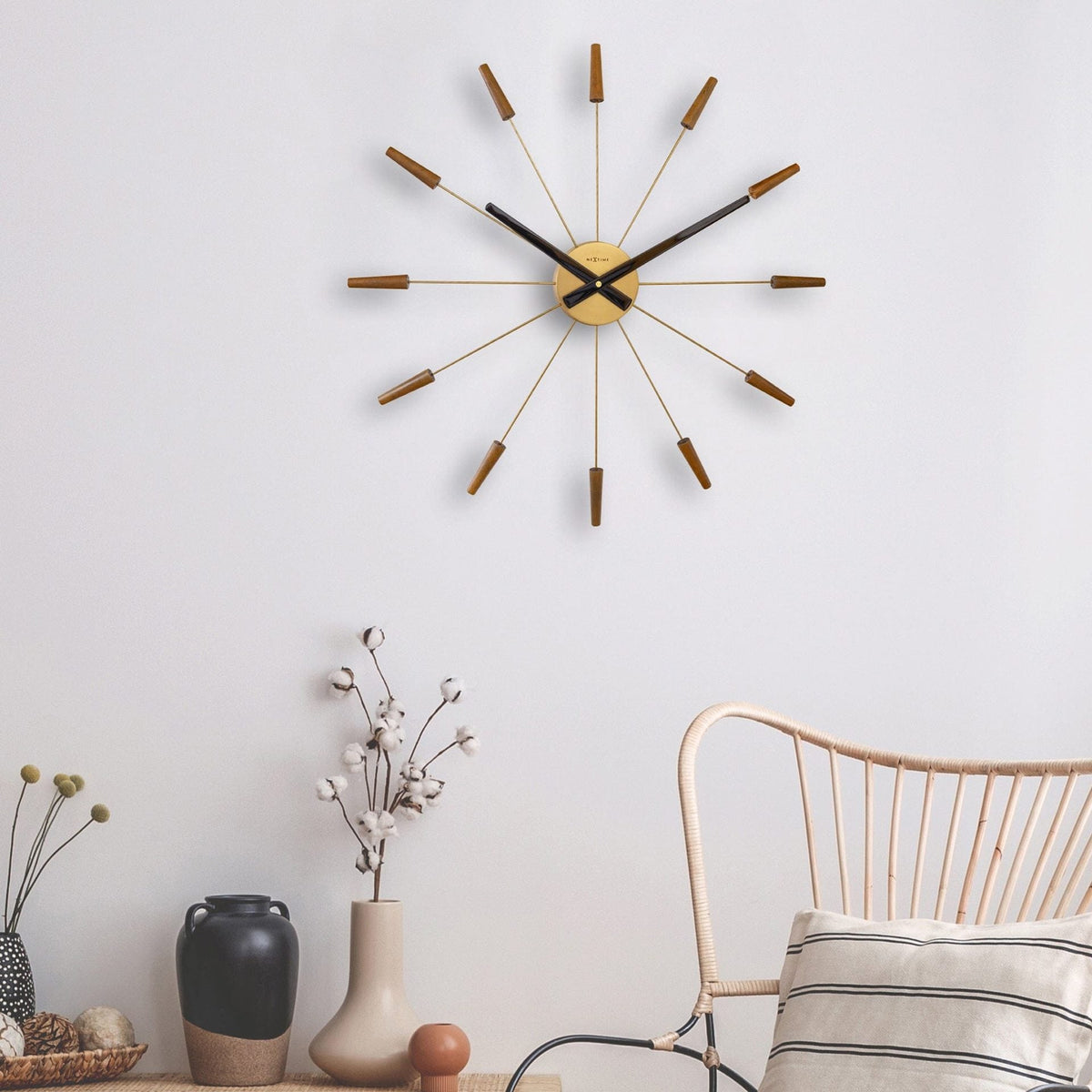 Väggklocka Plug Inn 58 cm Brons från NeXtime